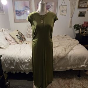 Donna Morgan Olive Sleeveless Dress